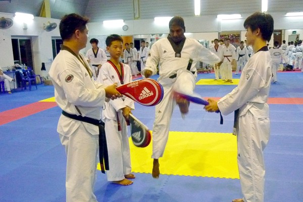 Hyun Delivers an Enjoyable Program